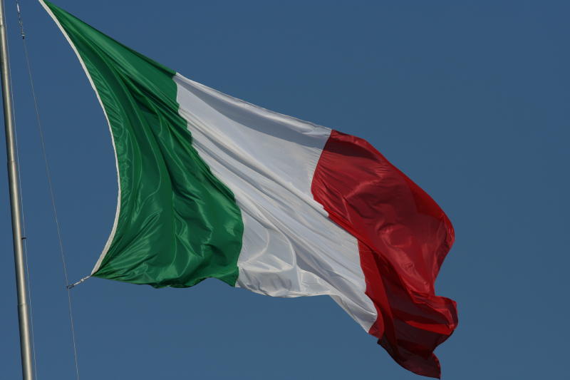 Nome:   bandiera_italiana 2.jpg
Visite:  62
Grandezza:  48.1 KB