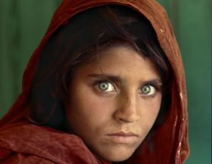 Nome:   stevemccurryafghangirl1.jpg
Visite:  1527
Grandezza:  9.2 KB