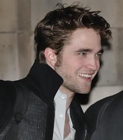 Nome:   pattinson.jpg
Visite:  320
Grandezza:  10.3 KB