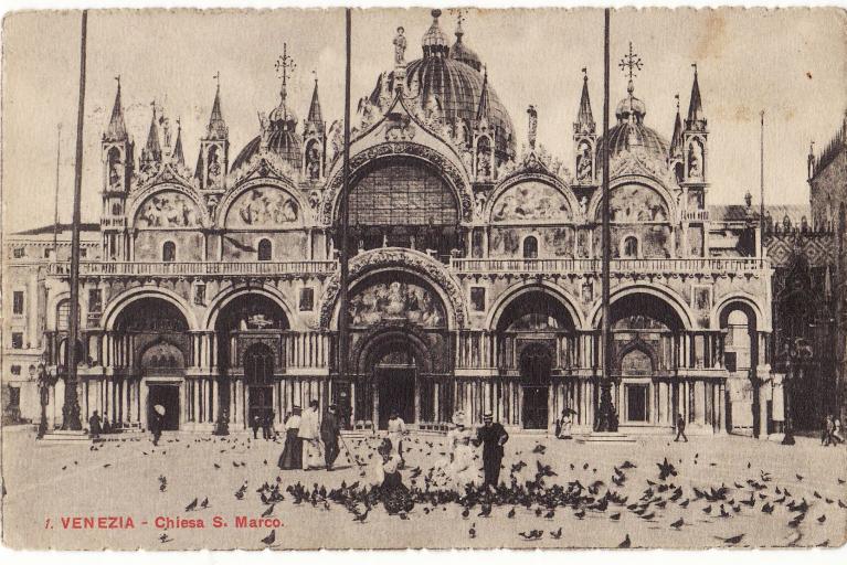 Nome:   Cartoline_Venezia_SanMarco_02.jpg
Visite:  1605
Grandezza:  99.7 KB